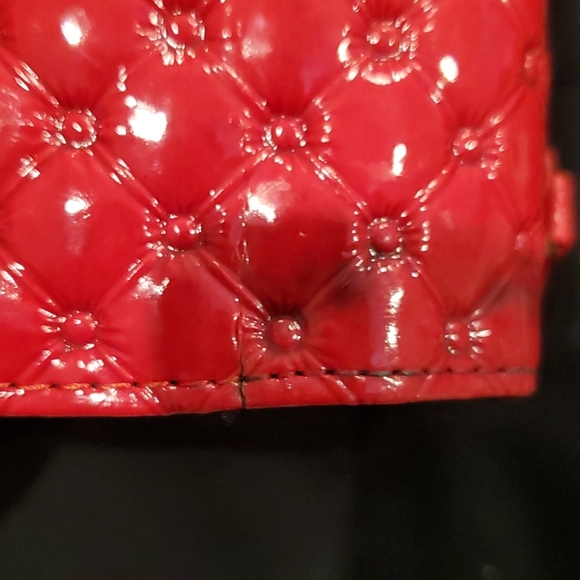 Red Wallet - Picture 5 of 5
